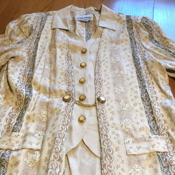 Classic apparel women’s pant set - Picture 2 of 5